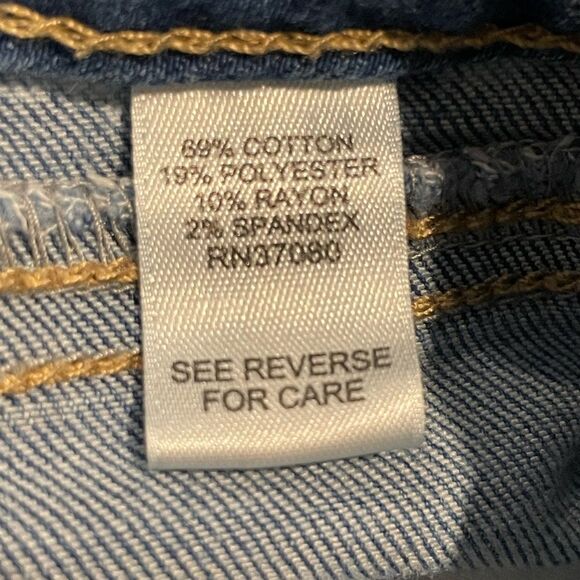 EST. 1946 Denim Distressed Faded Frayed Cropped Jeans Light Blue Size 16 - Picture 9 of 10